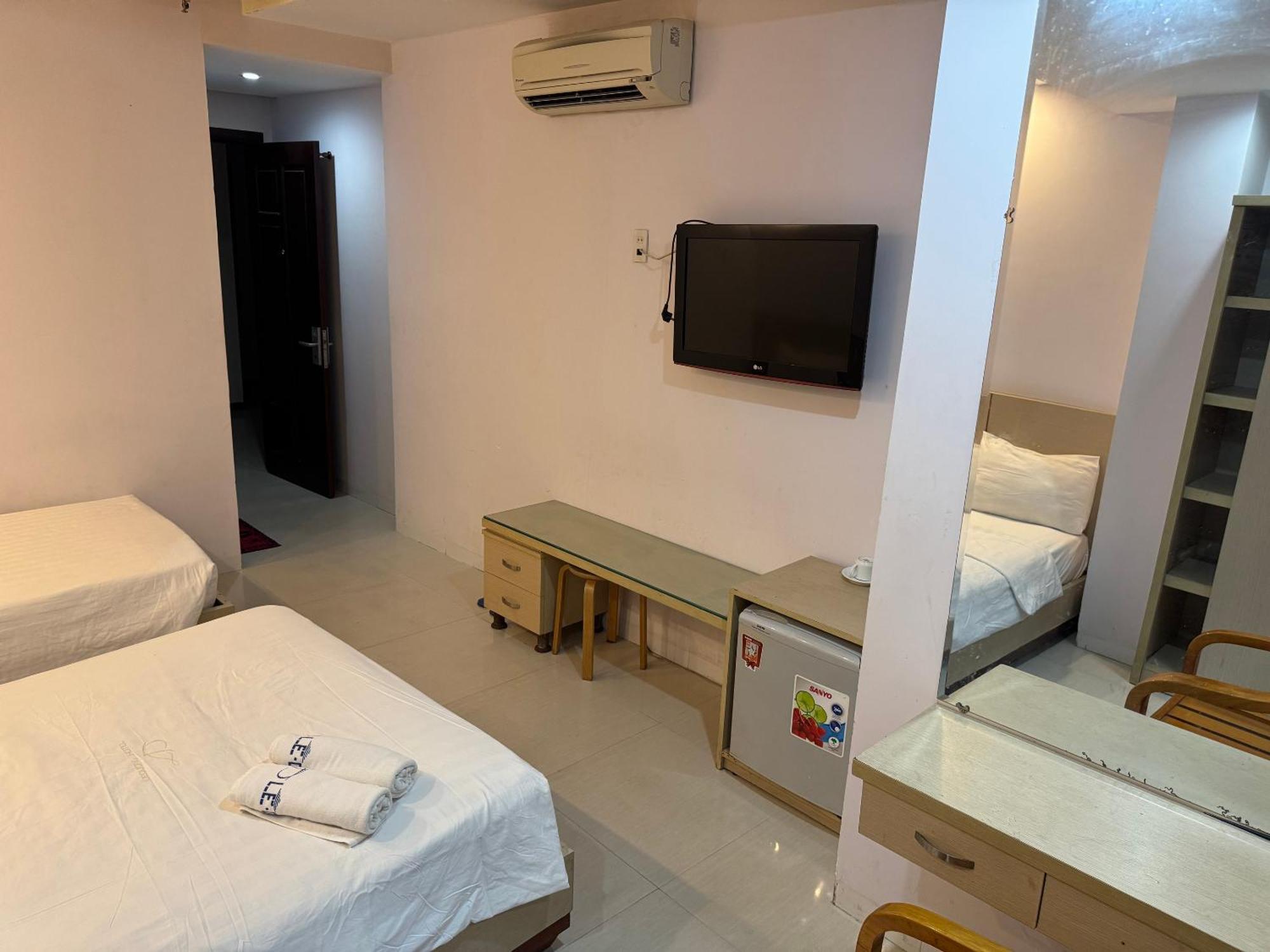 Le Duong Hotel